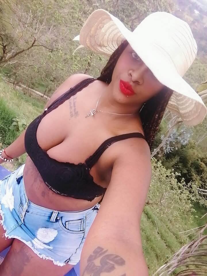 Valentina_Noir