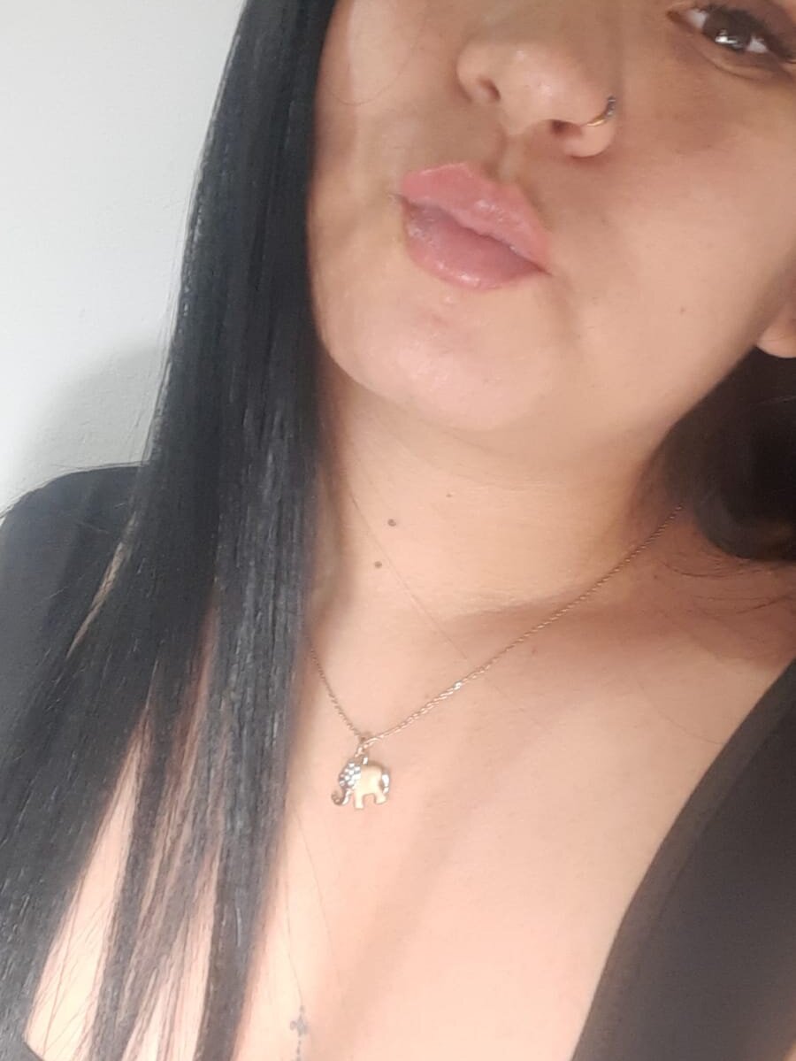 Bella_lov19 profile