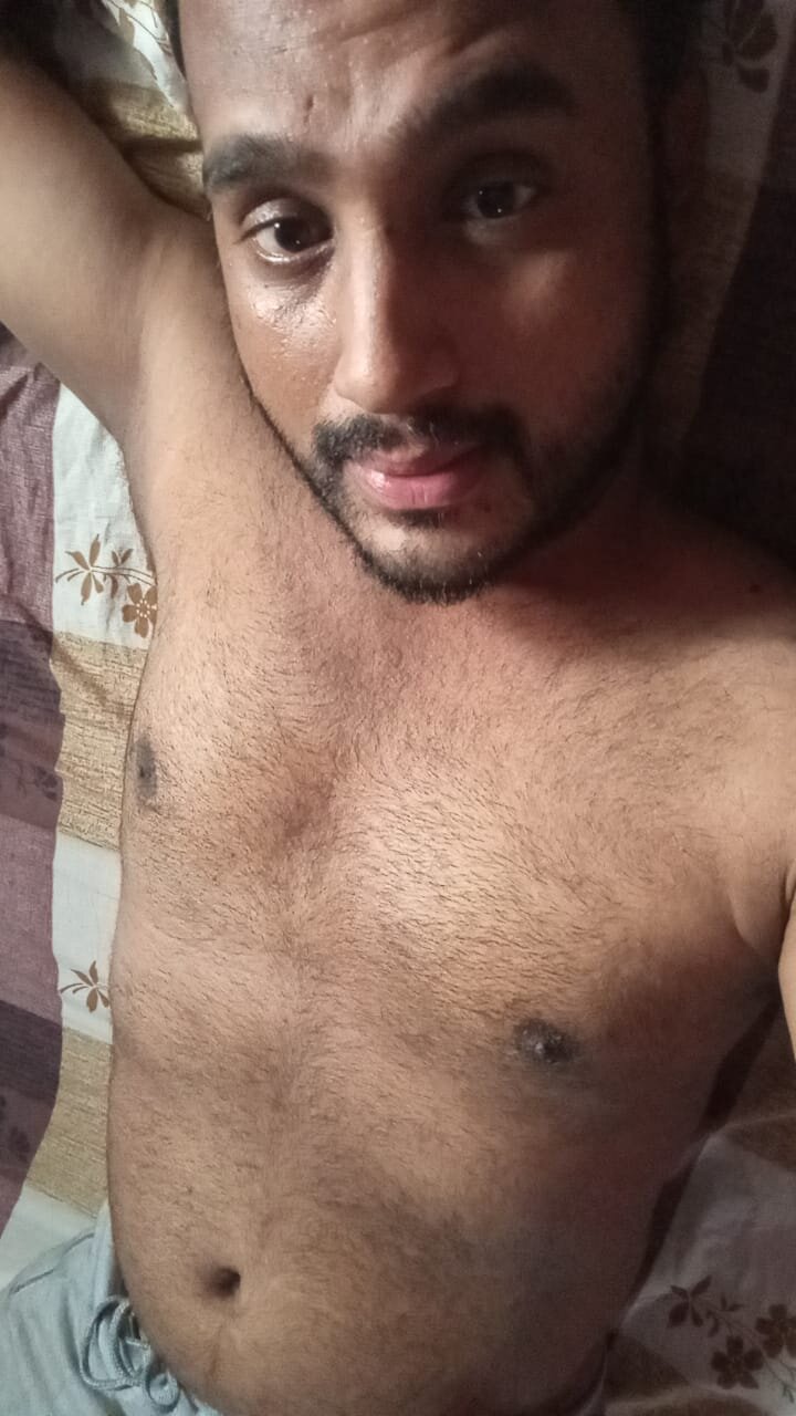 hotguyhot9
