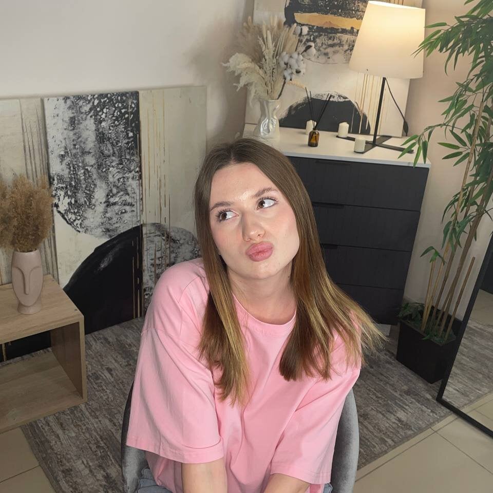 free6cams.com serenellee livesex profile in gangstas-paradise cams
