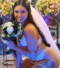 Madiison_sweet's Offline Chat Room