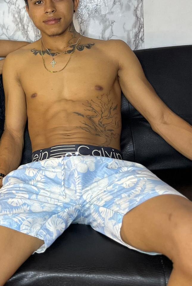Latin_BigDick01 profile