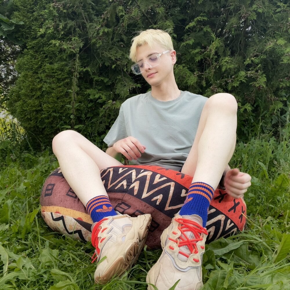 Офлайн-чат XXX ARTEM_SUCHKOV19