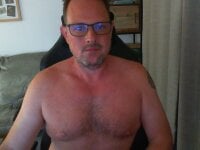 ZebedeePirate's webcam live show