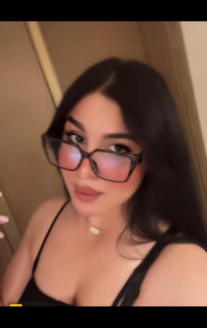 Live sex webcam photo for Cocksdoctor1 #289160842