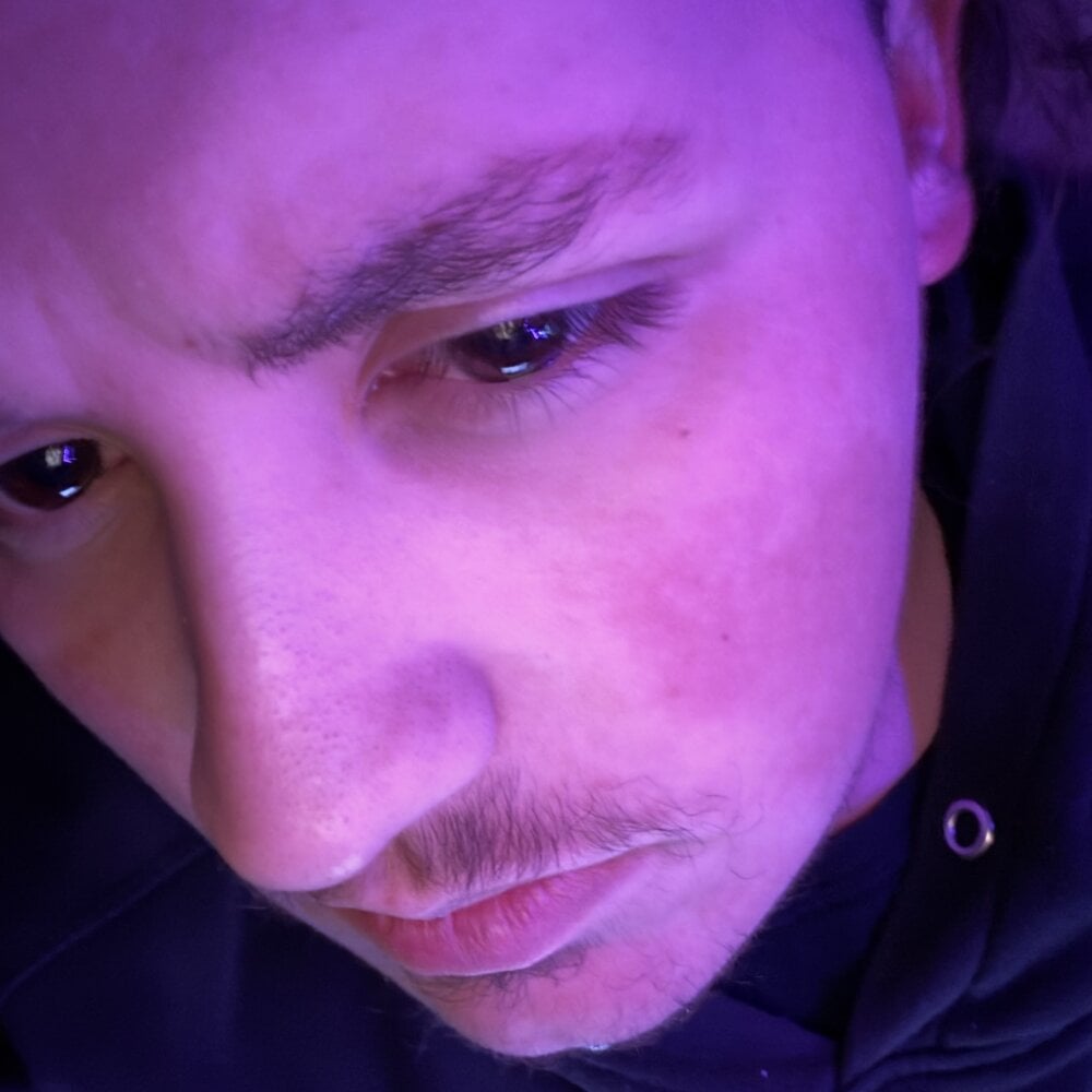 joshbrown699's Offline XXX Chat