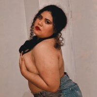 RUBI_SEXYKITTY's Offline Chat Room