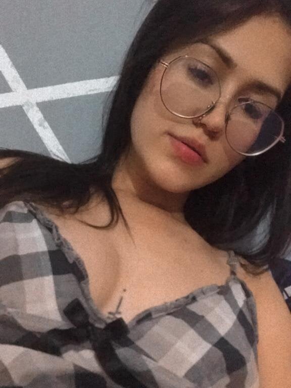 Lucyjane1's Offline XXX Chat