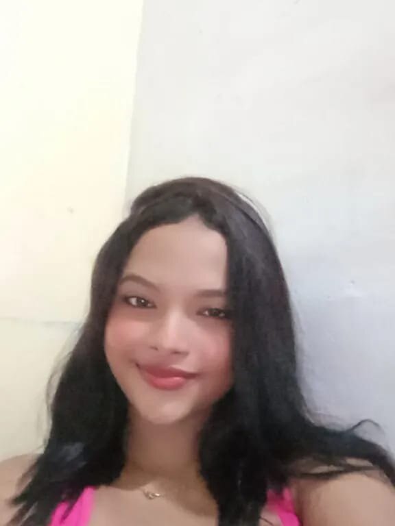 Live sex webcam photo for Iammanelik #289352299