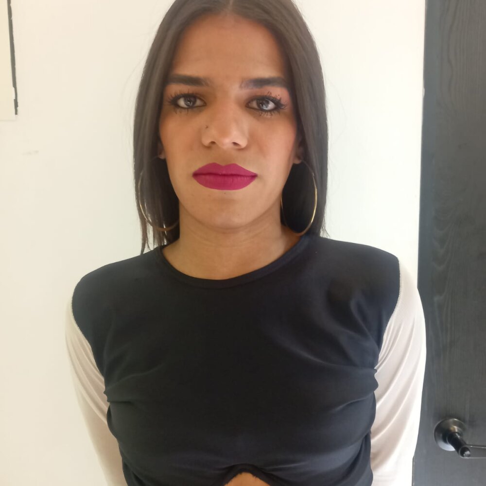 Eveliny_Vargas profile