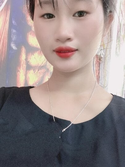 phlin live cam model at StripChat