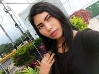 Adriana_20's webcam live show