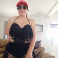tiffany_rossee's Offline Chat Room