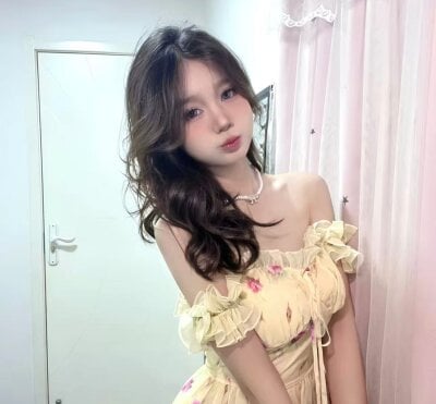 Okulia Female Newyoung Live Cam Chat
