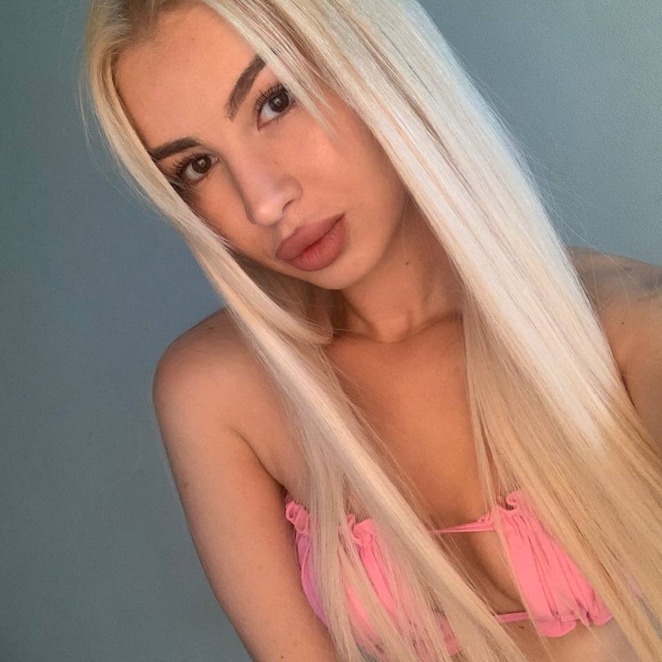 Emilly_Hix 🎂 free sex stream