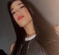 kendall_greeen's Offline XXX Chat