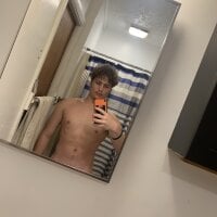 Let-me-Cum-in-that-ass's webcam live show