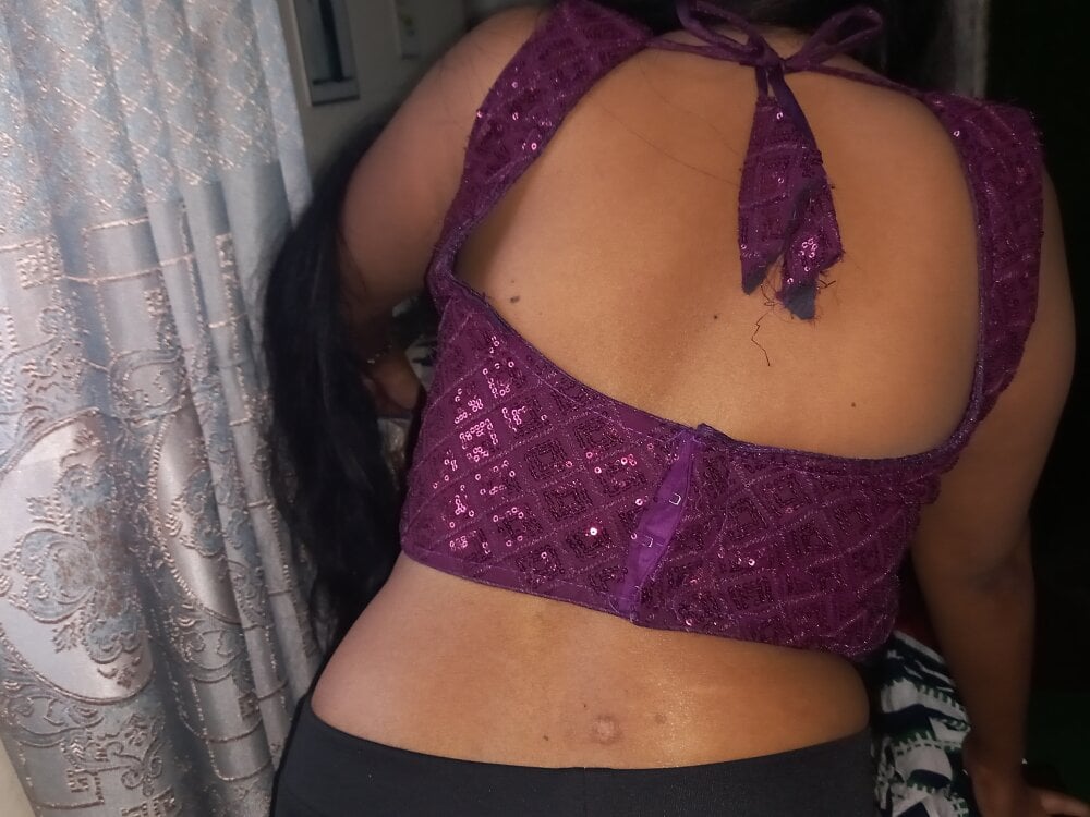 Priya-20 profile