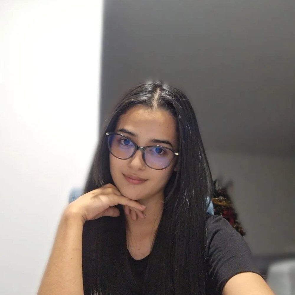 stripchat kayubet2003 webcam profile pic via free6cams.com