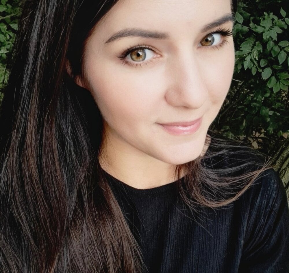 Watch simpledi live on cam on StripChat