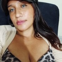 Taniiaa_carter's webcam live show