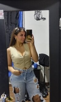 Mady_collins_'s webcam live show