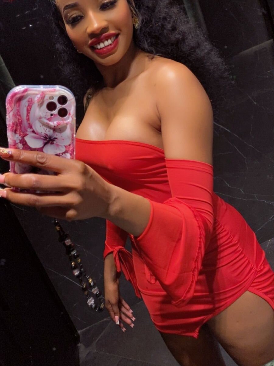 santanajenin from stripchat