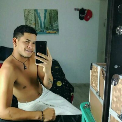 enzoluna01 from stripchat