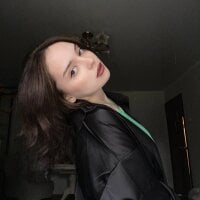 MadisonGill's Offline Chat Room