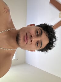Joseeello's webcam live show