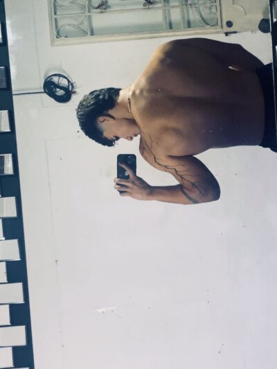ethaan_04 from stripchat
