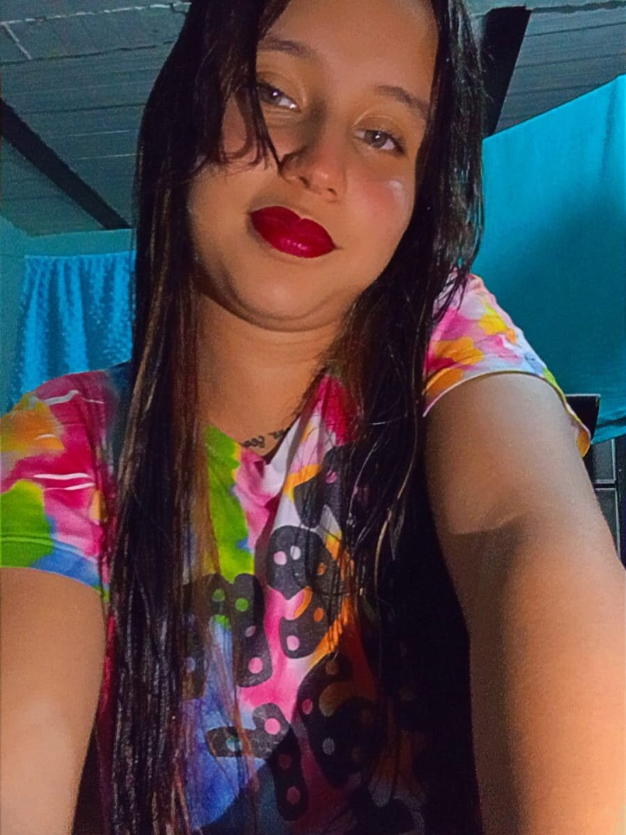 iluvcams.com amberqueen1 livesex profile in in-the-witches-forest cams