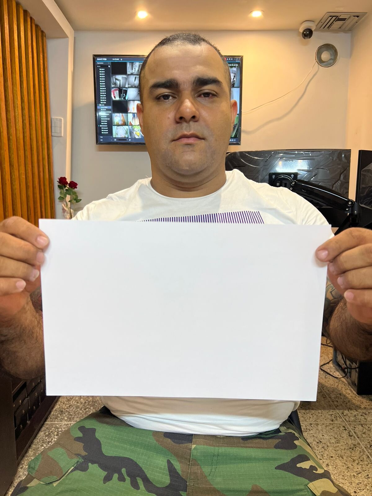 Robert_Krakashian