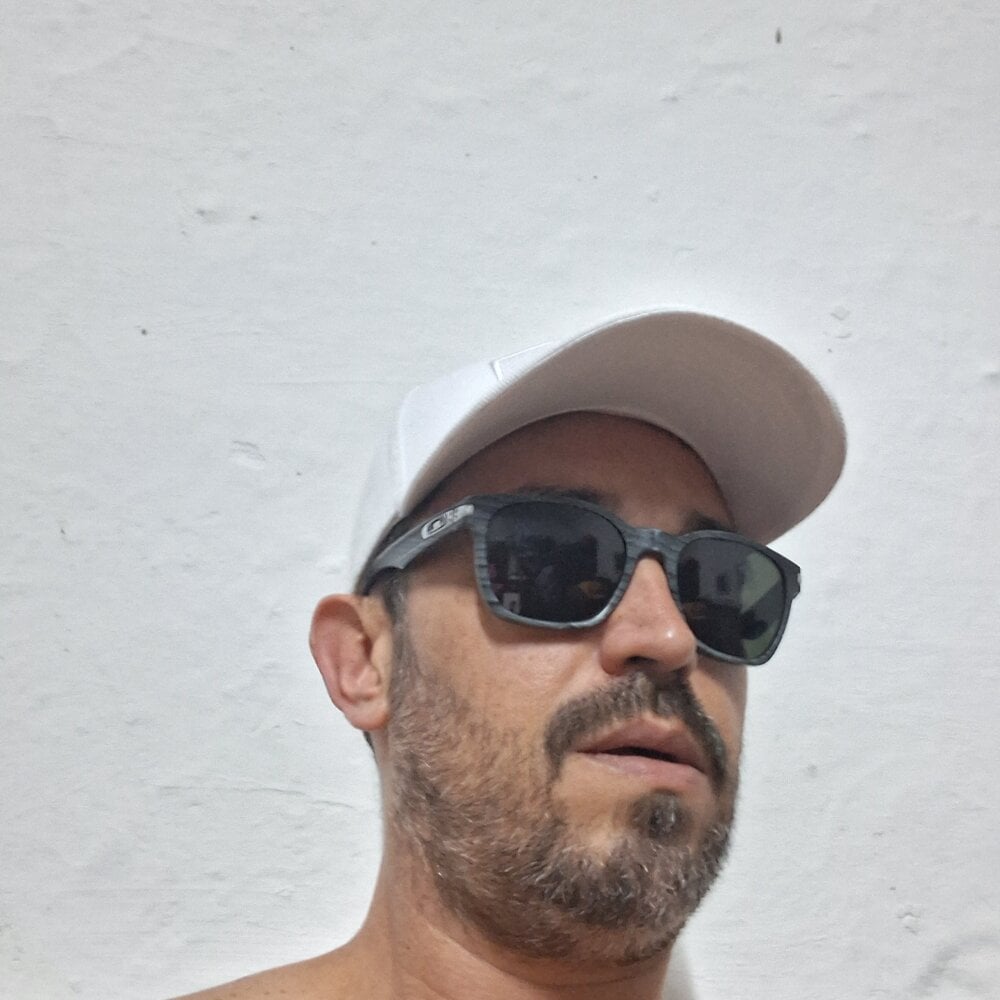 Johnnyhotlatmale
