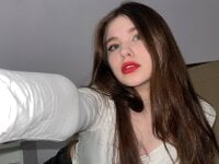 karolina_lunar's Offline Chat Room