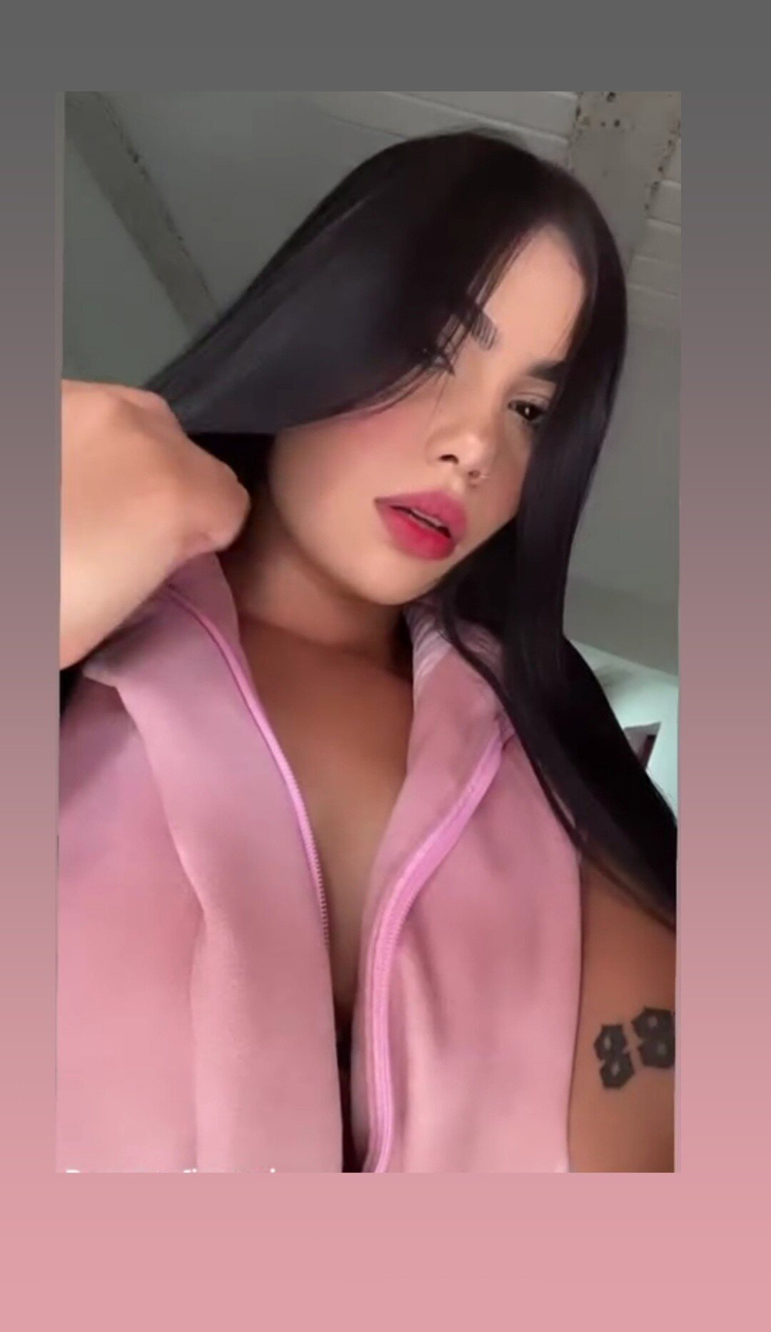 Laureles_Girls_aws