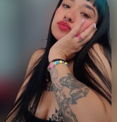 sara_st from stripchat