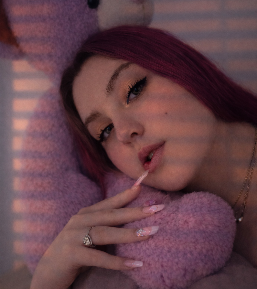 stripchat rebefucksonn webcam profile pic via livesex.fan