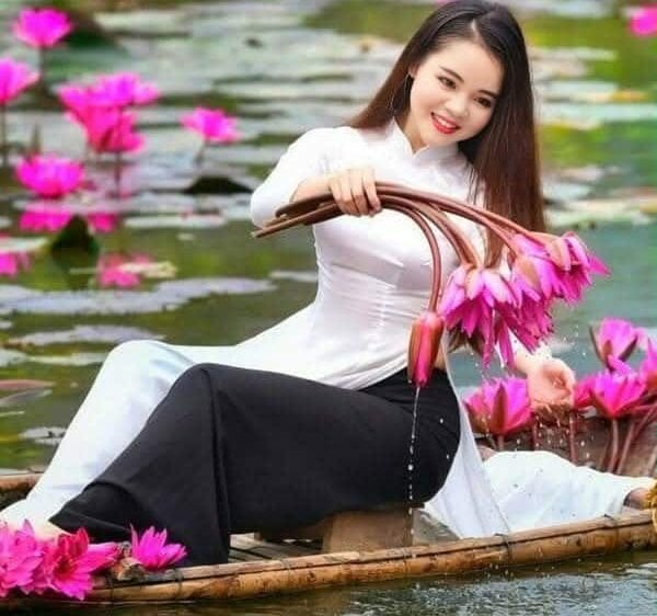 6livesex.com lyly-2k5 livesex profile in vietnam cams