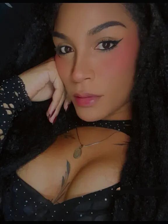 Cristalhottie2324