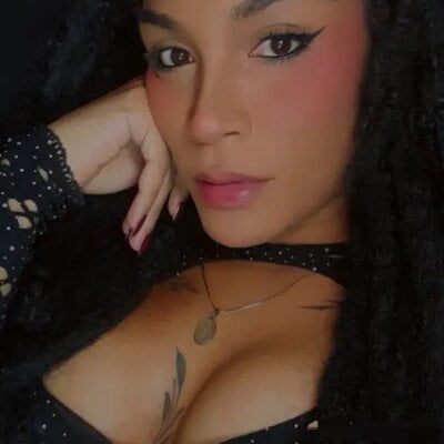 Cristalhottie2324