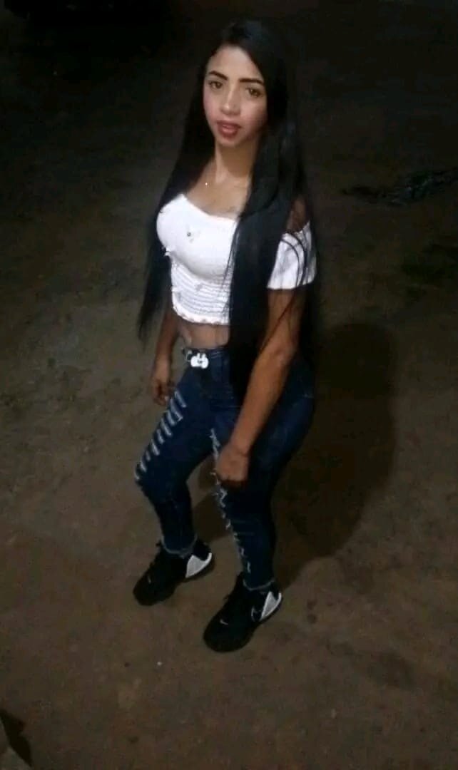 Sharlott_Streme