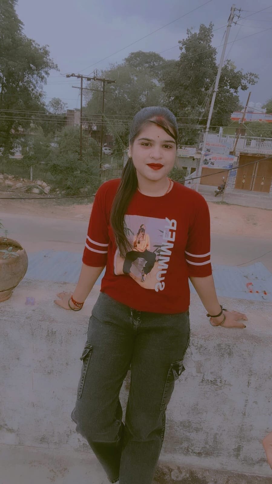 Divyanshi_hott