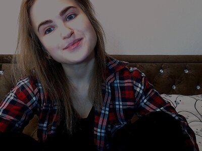 Sara4uu - Stripchat Cam2cam Dirtytalk Eroticdance Girl 