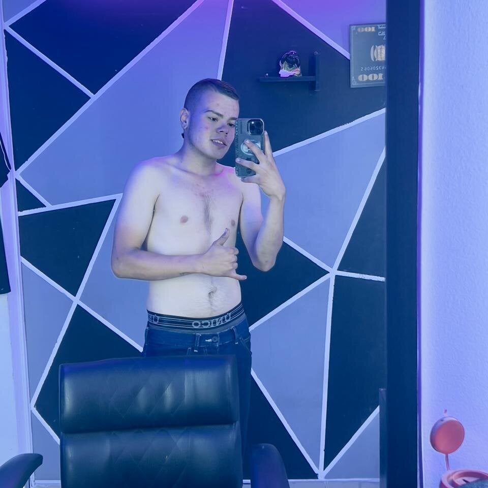 Max_and_pandora profile