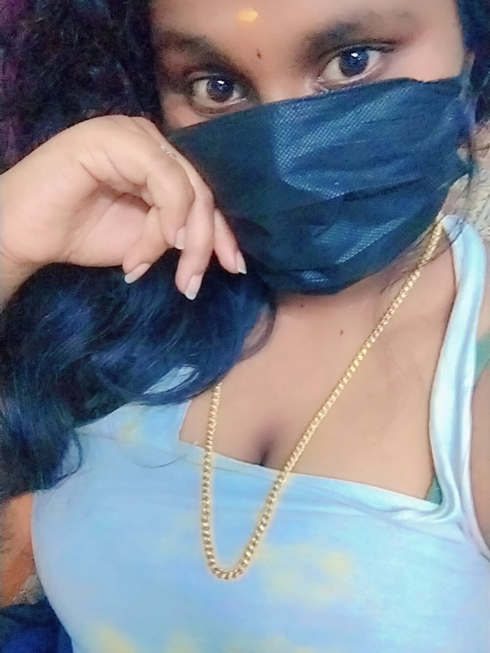 laddu15105's Offline XXX Chat