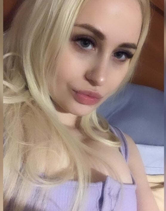 Live sex webcam photo for KariWhite #289520821