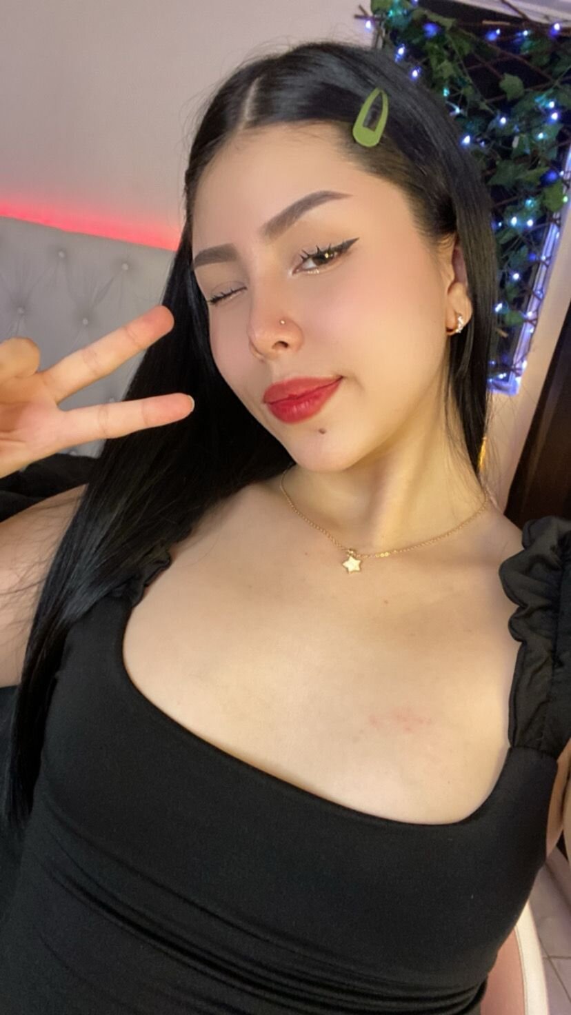 Angelina_0lson