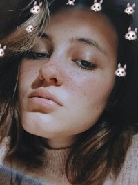 DakotaScottAs' Offline Chat Room