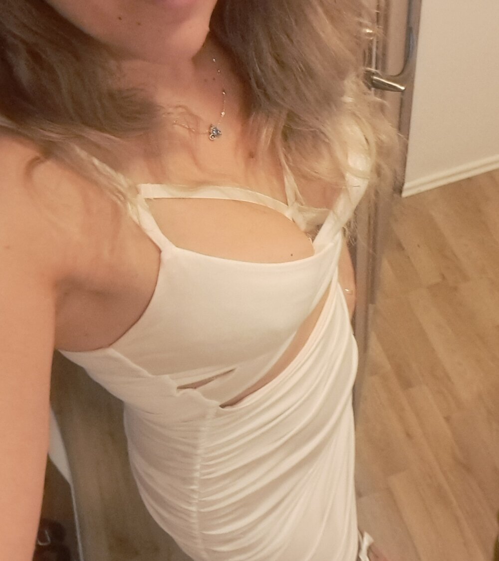 watchgirlcam.com sweetl30 livesex profile in english cams